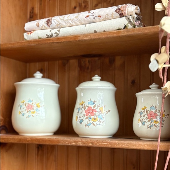 VINTAGE Saltera Floral Canister Set (3 Pieces) - Picture 2 of 5